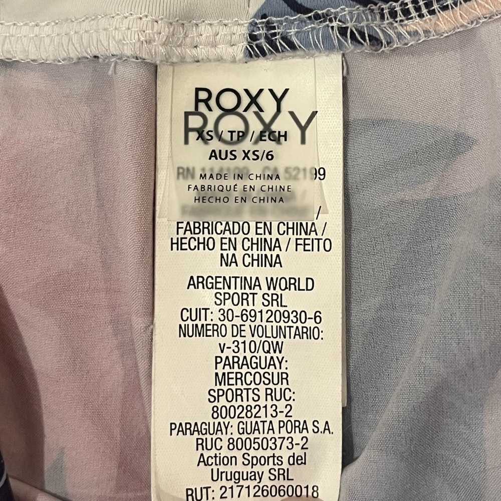 Floral Roxy Shorts!🩵 - Picture 3 of 3